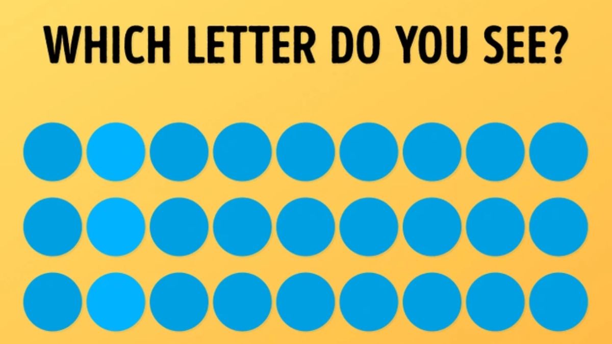 Which Letter do you see among Blue Dots in the picture within 5 secs?